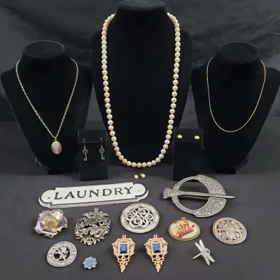 Pearl Necklace & Costume Jewelry