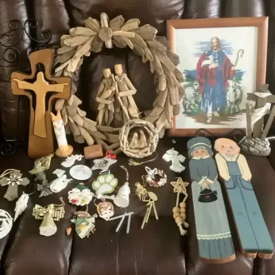 Christian Holiday Decor