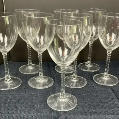 Twisted-Stem Wine Glasses