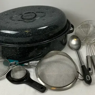Roasting Pan Set With Utensils 