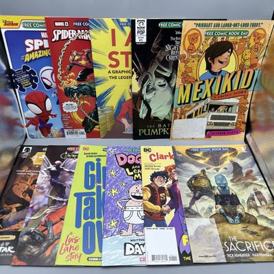 Marvel, DC, Image and various publishers Free Comic Book Day 2023 lot of 11 comics - Includes Spider-Man / Venom #1, The Sacrificers #1,...