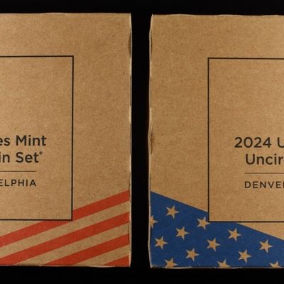 Sale Photo Thumbnail #245: (2) 2023 MINT SETS