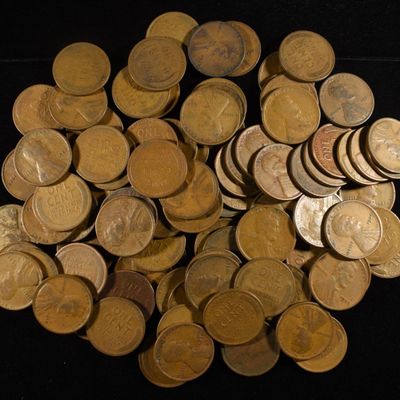 Sale Photo Thumbnail #112: (99) WHEAT CENTS FROM THE 20'S