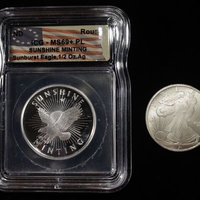 Sale Photo Thumbnail #412: (2) 0.5 OZ .999 SILVER ROUNDS