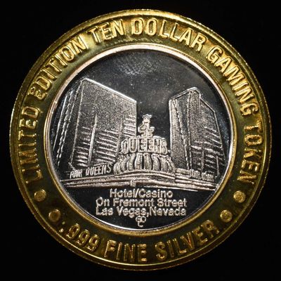 Sale Photo Thumbnail #402: FOUR QUEENS .999 SILVER GAMING TOKEN