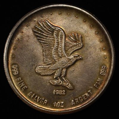 Sale Photo Thumbnail #405: 1982 1 OZ .999 SILVER ROUND