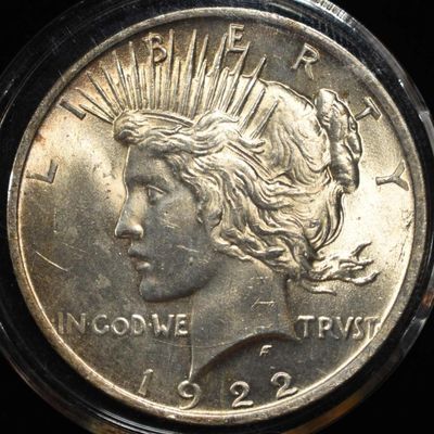 Sale Photo Thumbnail #208: 1922 PEACE DOLLAR W-FEATHERS