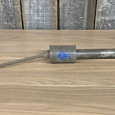 A Blue Grass Model BG495 American Metal Hand Duster