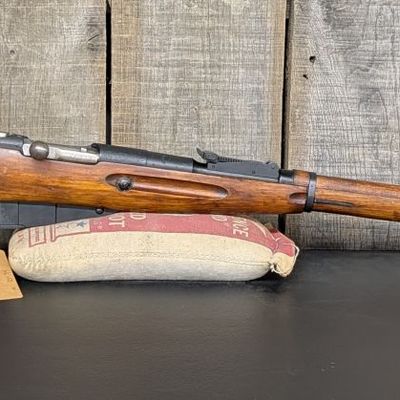 Russian Mosin-Nagant Model 1891/30 Bolt-Action Rifle