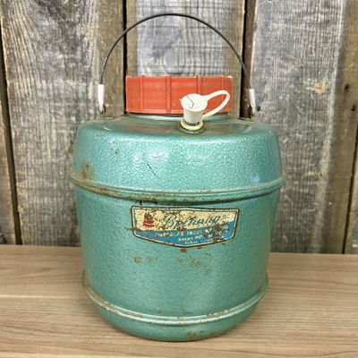 Belknap Fiberglas Insulated Metal Beverage Jug