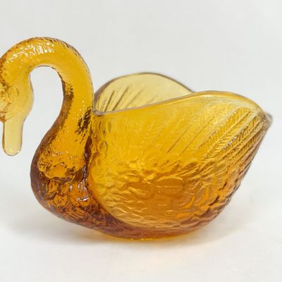 AMBER PRESSED GLASS SWAN DISH