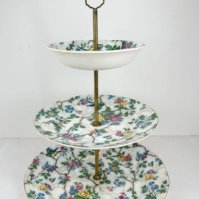 BARKER BROS. ROYAL TUDOR SERVER