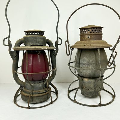DIETZ VESTA AND BELL-BOTTOM RAILROAD LANTERNS