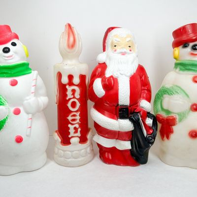 FOUR VINTAGE EMPIRE BLOW MOLDS