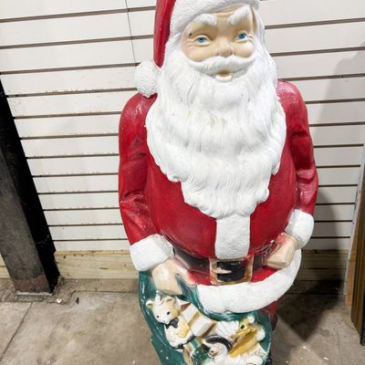 LARGE ILLUMINATED SANTA CLAUS BLOW MOLD