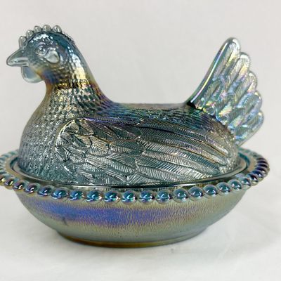 INDIANA IRIDESCENT BLUE CARNIVAL GLASS HEN ON NEST