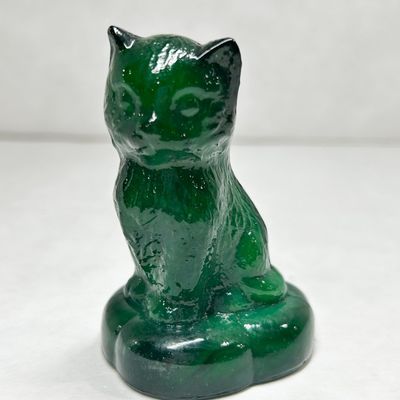 BOYD EMERALD SLAG SITTING KITTEN ON PILLOW