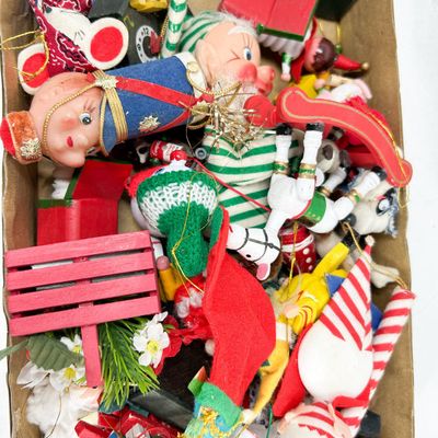 VINTAGE CHRISTMAS ORNAMENTS