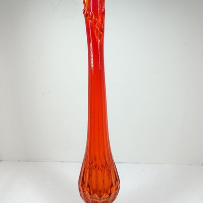 AMBERINA SWUNG GLASS PEDESTAL VASE