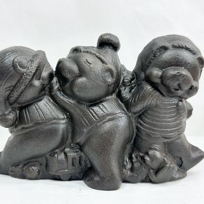 CAST IRON WINTER BEARS FIGURINE