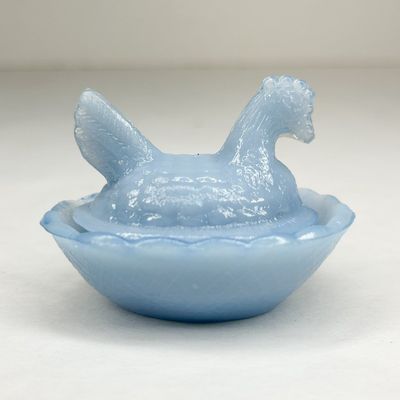 MINIATURE LIGHT BLUE MILK GLASS HEN ON NEST