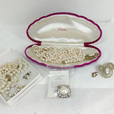 RICHELIEU AND FRANKLIN MINT COSTUME JEWELRY