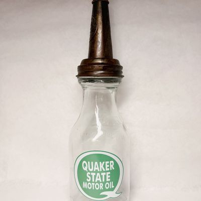 QUAKER STATE GLASS MOTOR OIL BOTTLE