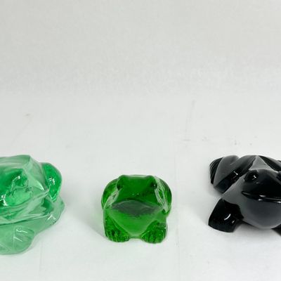 THREE GLASS AND STONE FROG FIGURINES