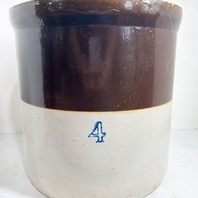 TWO-TONE FOUR GALLON STONEWARE CROCK