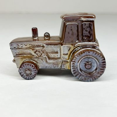 BOYD CARNIVAL GLASS TRACTOR FIGURINE