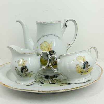 HOLLY HOBBIE PORCELAIN TEA SET 1973