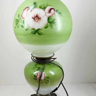 ELECTRIFIED GREEN FLORAL GLASS LAMP