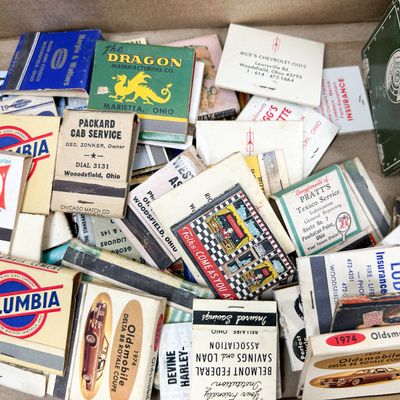 REGIONAL ADVERTISING MATCHBOOK ASSORTMENT, CIRCA 1974
