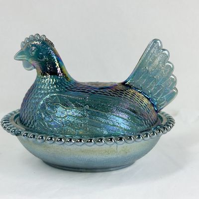 INDIANA IRIDESCENT BLUE CARNIVAL GLASS HEN ON NEST