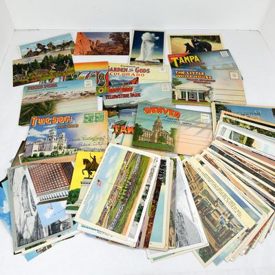 COLLECTION OF AMERICAN TOPOGRAPHICAL LINEN POSTCARDS, MID-20TH CENTURY