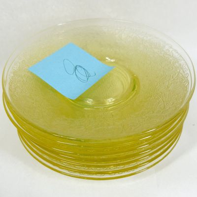 SET OF EIGHT VINTAGE YELLOW DEPRESSION GLASS SAUCERS