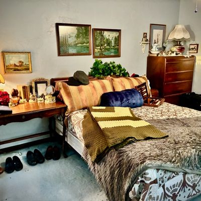 Sale Photo Thumbnail #589