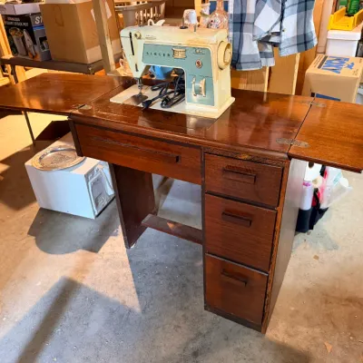 Estate sale photo