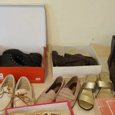Sale Photo Thumbnail #127