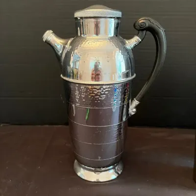 Martini Collection: Pitcher, 2 Shakers, 7 Glasses, 2 Stirrers