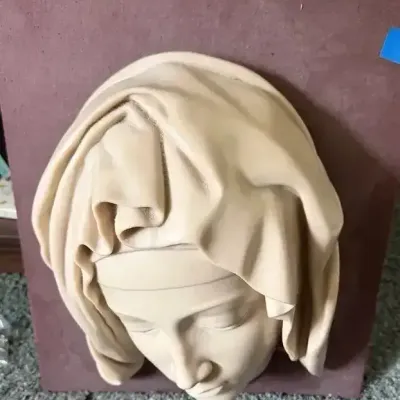 Michelangelo Piet Head Wall Sculpture of Virgin Mary Metropolitan Museum Reproduction 1982