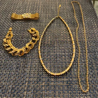 Goldtone: 2 Necklaces & 2 Bracelets: Monet, Napier