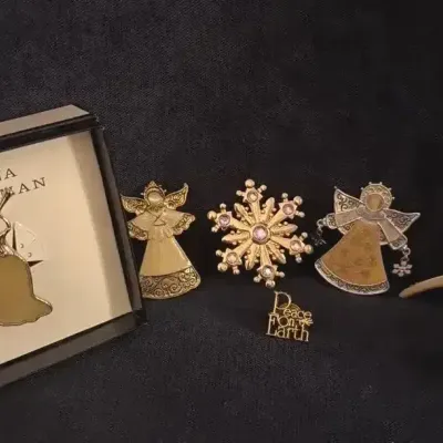 6 Holiday Brooches