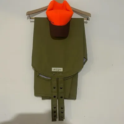 Orvis Khaki Hunting Chaps Size 31 With Adjustable Straps & Orange Cap