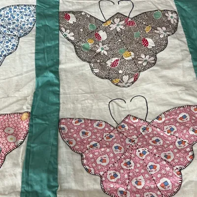 Vintage handmade applique quilt 