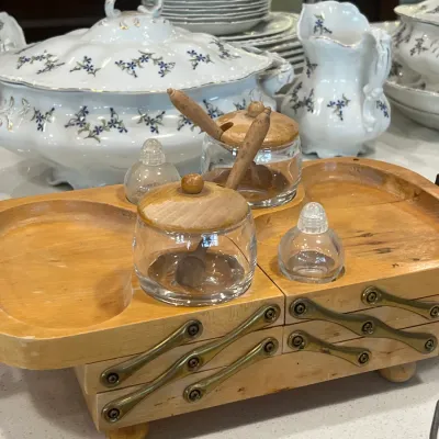 Vintage accordion-style wooden condiment caddy 
