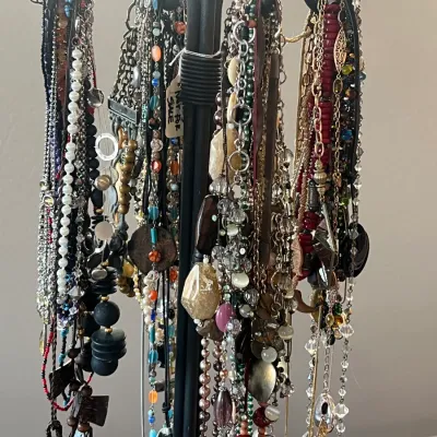 Assortment of vintage and contemporary fashion necklaces, 