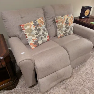 Sale Photo Thumbnail #182