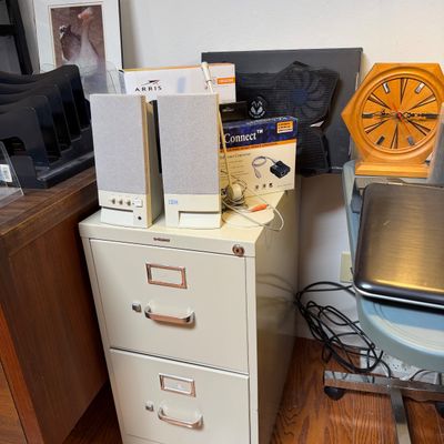 Sale Photo Thumbnail #378