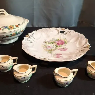 German & England Plates/ Glass & Wood Animals
